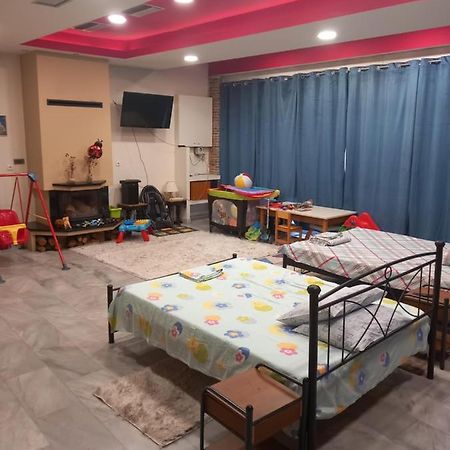 شقة House Marios Airport Spáta المظهر الخارجي الصورة